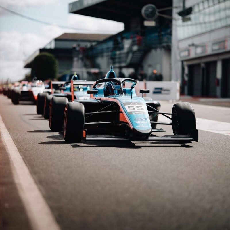 DONNINGTON - FIRST ROUND OF BRITISH F4